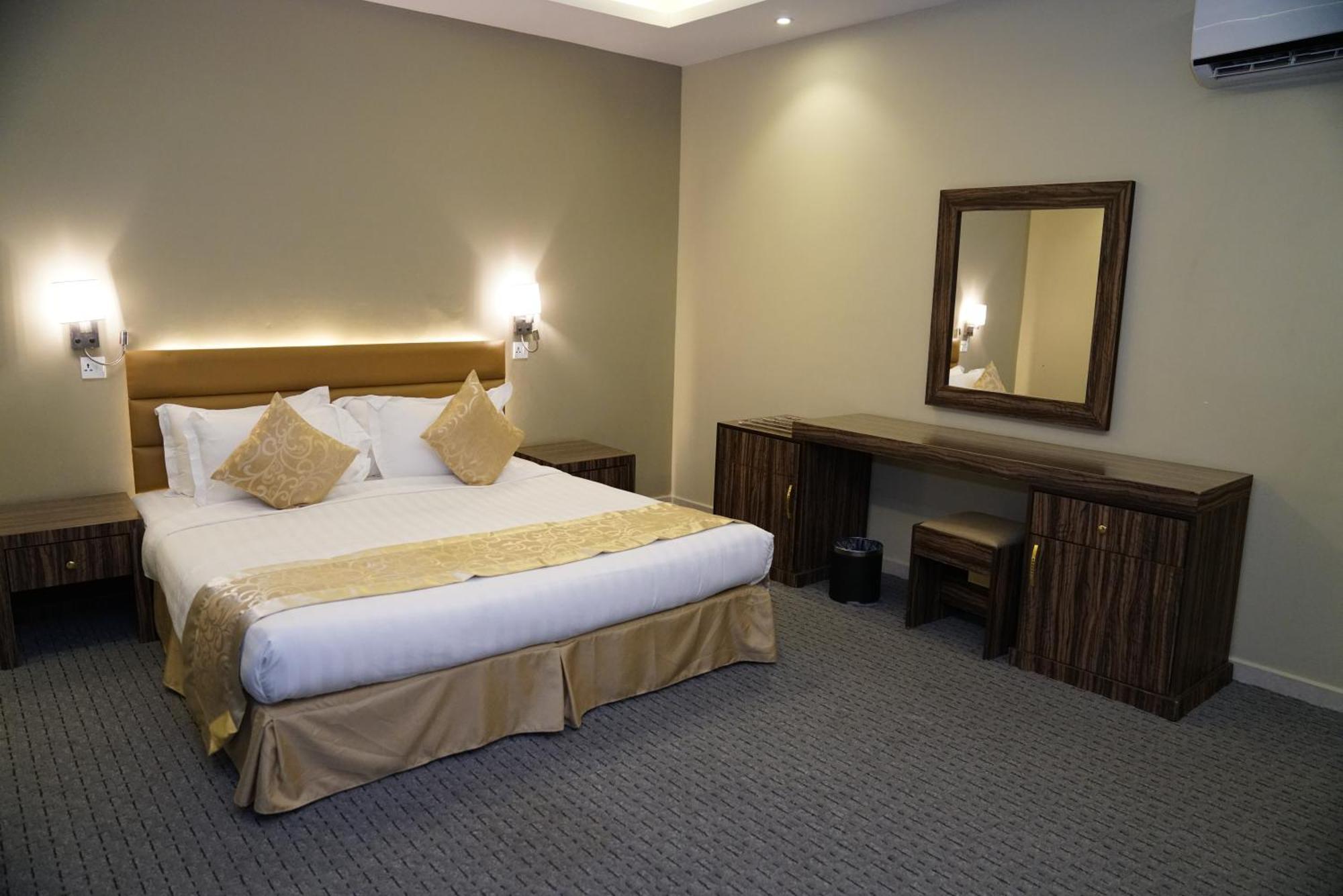 La Rive Hotels & Suites Dammam Exterior foto